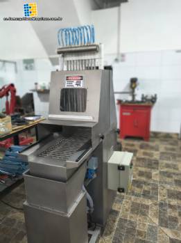 Inyector autom�tico de salmuera para carnes y embutidos, Suhner AG