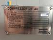 Compresor de aire de tornillo Atlas Copco GA 22 FF de 30 hp con secador de aire integrado.