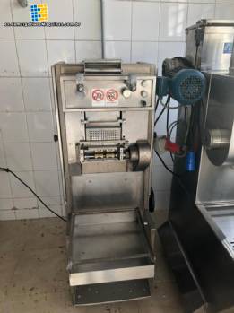 Capelet y raviolet maquina La Monferrina