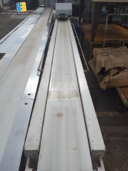 L�nea autom�tica para la elaboraci�n de pan de ajo