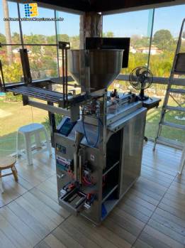 M�quina de embalaje para el llenado de sobres Cetro