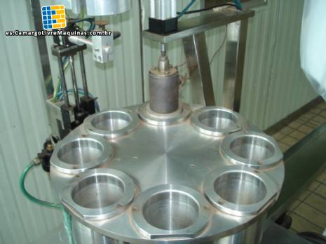 Taponadora para matraces con precinto de aluminio