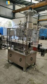 Lavadora y taponadora de botellas Saumec