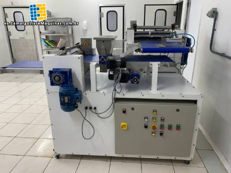 Laminadora de masa de pizza, Leader 400 kg, hasta 400 kg por hora.