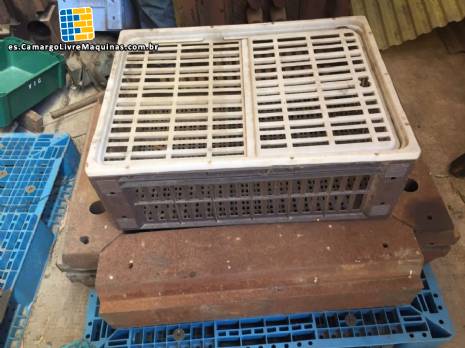 Molde para inyeccin de puertas de plstico