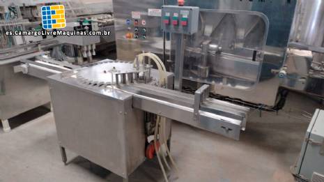 Llenadora de rosca para botellas con 3 boquillas