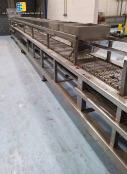 L�nea autom�tica para moldeo, dosificaci�n y enfriamiento de caramelos de goma blandos Chen Yueh Machinery Co., Ltd.