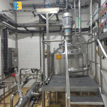 Tanque dispersor de polvo en acero inoxidable, 500 litros, con bomba Netzsch y v�lvulas Alfa Laval.