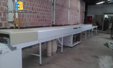 T�nel de enfriamiento para chocolate con 12 metros