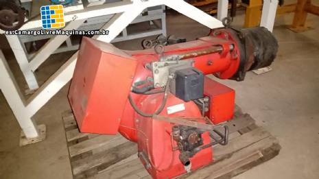 Quemador para caldera de gas�leo industrial Riello