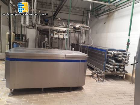 Sistema de esterilizaci�n as�ptica con homogeneizador Tetra Pak Tetra Therm Aseptic Flex