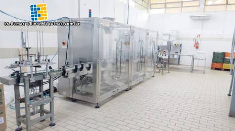 Selladora y taponadora autom�tica lineal Masipack