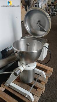 Procesador de alimentos de acero inoxidable Geiger de 12 litros