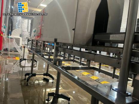 T�nel de secado para botellas, tarros y recipientes con elementos calefactores Pamet.