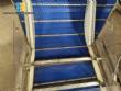 Elevador de posicionamiento y llenado de tapas para la industria de maquinaria SLP
