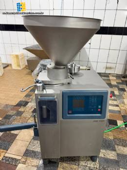 Embutidora automática continua de salchichas con torcidor de salchichas Risco RS 110 Embutidora automática continua de salchichas con torcidor de salchichas Risco RS 110