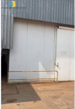 Refrigeración de cámaras frigoríficas de 300 m² Refrigeración de cámaras frigoríficas de 300 m²